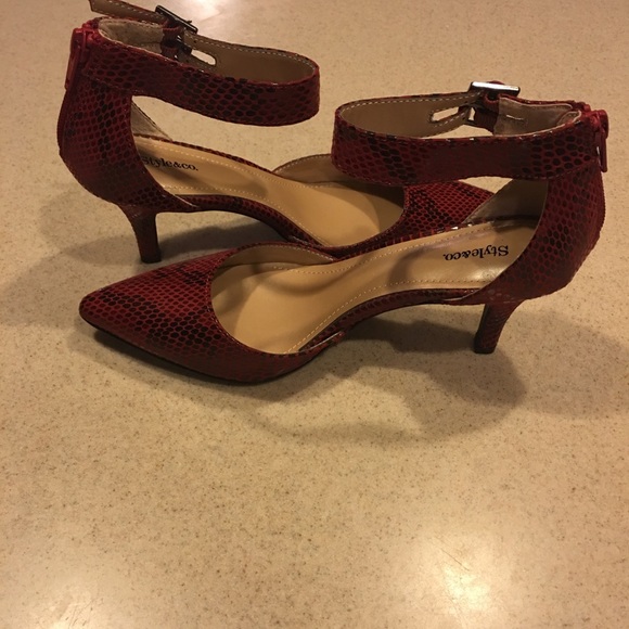 Style & Co pumps snakeskin - Picture 2 of 5